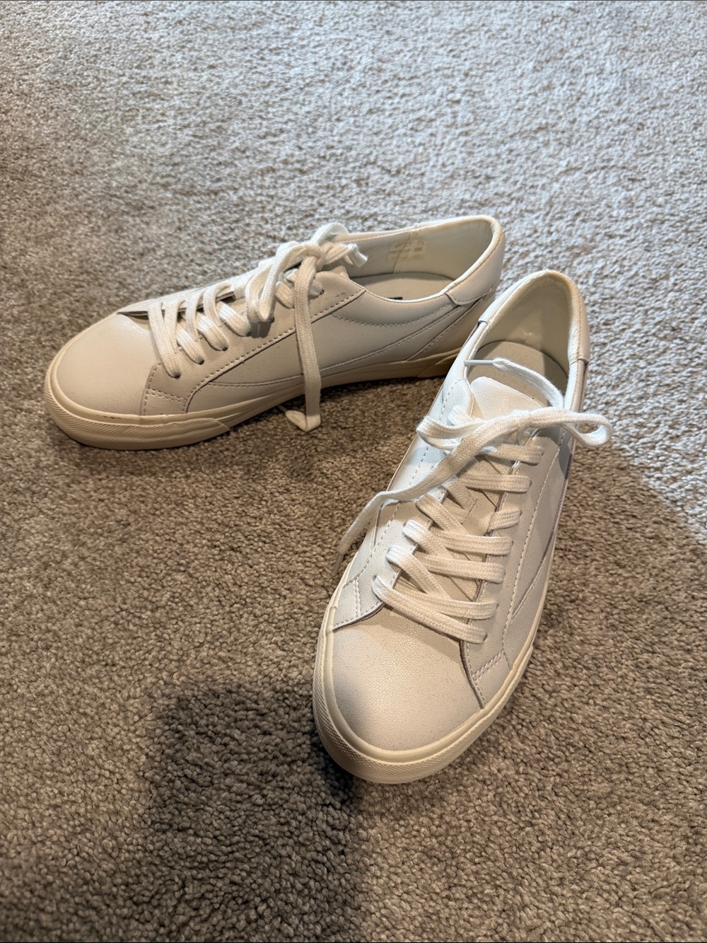 Women's Low-Profile White Leather Lace-Up Sneakers
